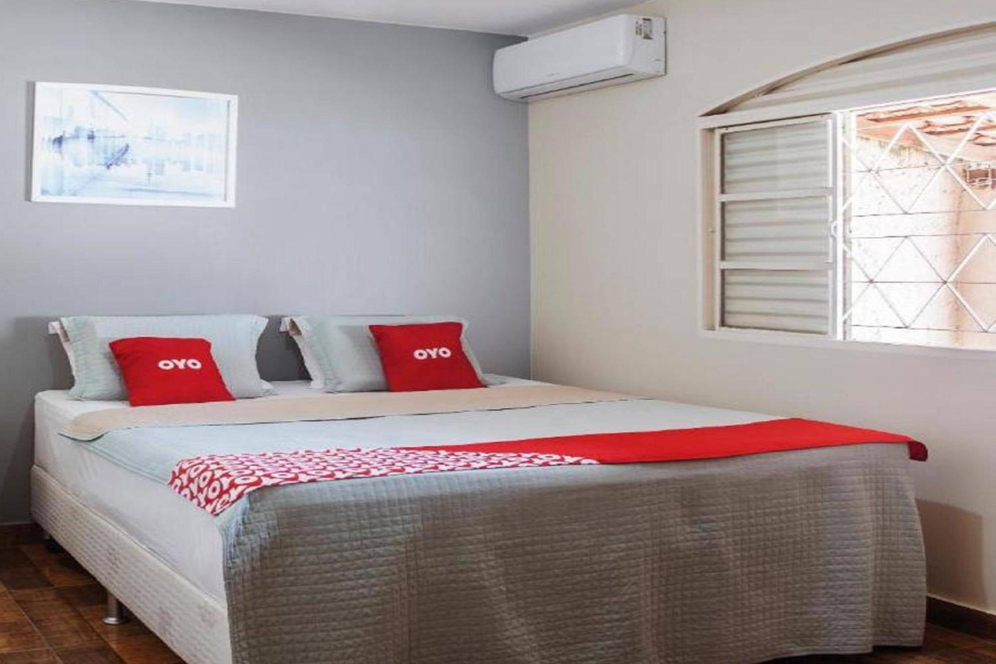Oyo M&J Hotel Santo Antônio do Descoberto Zewnętrze zdjęcie